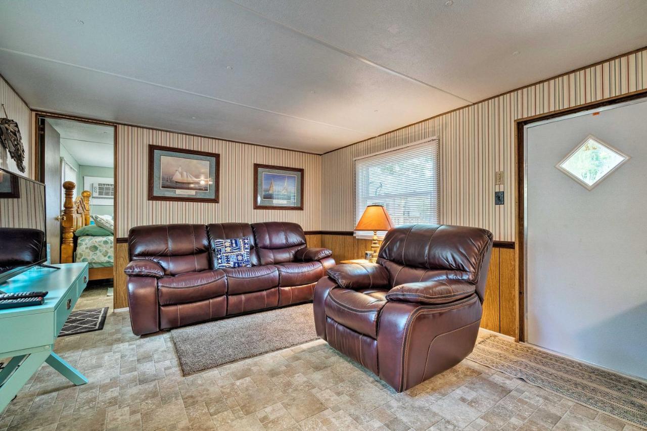 Cabin With Fire Pit, Walk To Steinhatchee River! Exterior foto